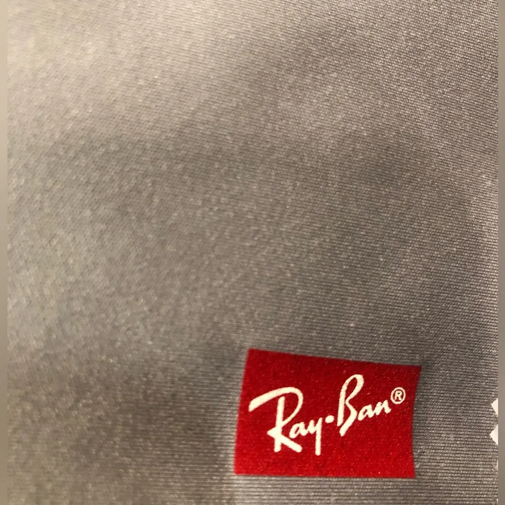 Ray Ban Aviator Sunglass  Protective Case And Cleaning Cloth Black EUC
